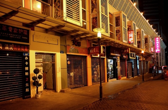 店铺风水前面要注意一些特殊建筑