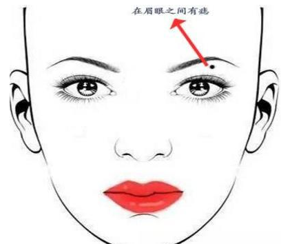 脸上这些部位长痣的人自私自利,人际关系差