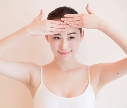 命里犯小人,只因身上这颗痣 命里犯小人,只因身上这颗痣