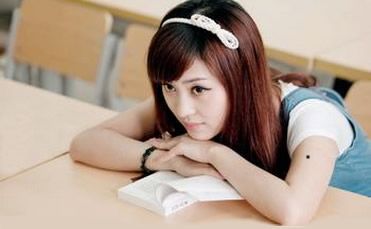 手臂有痣 手臂有痣