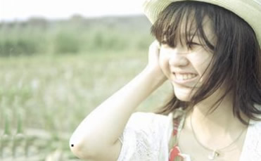 手臂有痣 手臂有痣