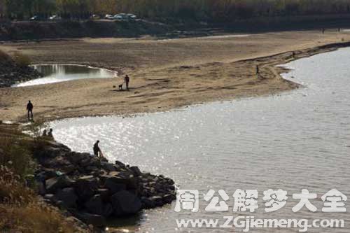 梦见发大河 梦见发大河